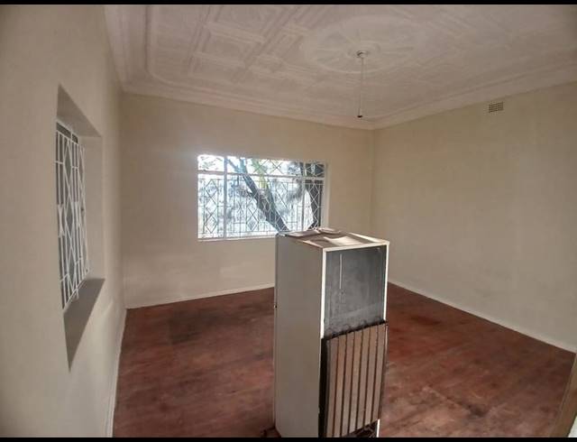 5 BEDROOM HOUSE FOR SALE IN JEPPESTOWN